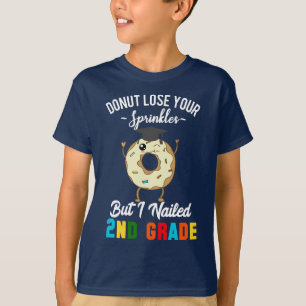 Camiseta 2do graduado divertido del buñuelo de la
