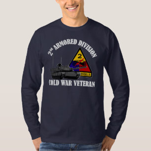 Camiseta 2do Veterinario de la guerra fría del ANUNCIO