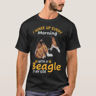 Camiseta 33 Me despierto cada mañana con un Beagle a mi lad