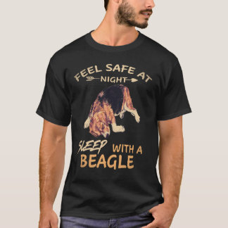 Camiseta 35 Siéntete Seguro Por La Noche Duerme Con Un Beag