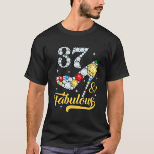 Camiseta 37 y fabulosos zapatos de tacón de 37 años