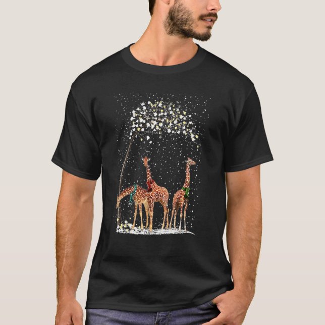 Camiseta 3 Giraffes Scarf Winter Christmas Tree Xmas Snowy (Anverso)
