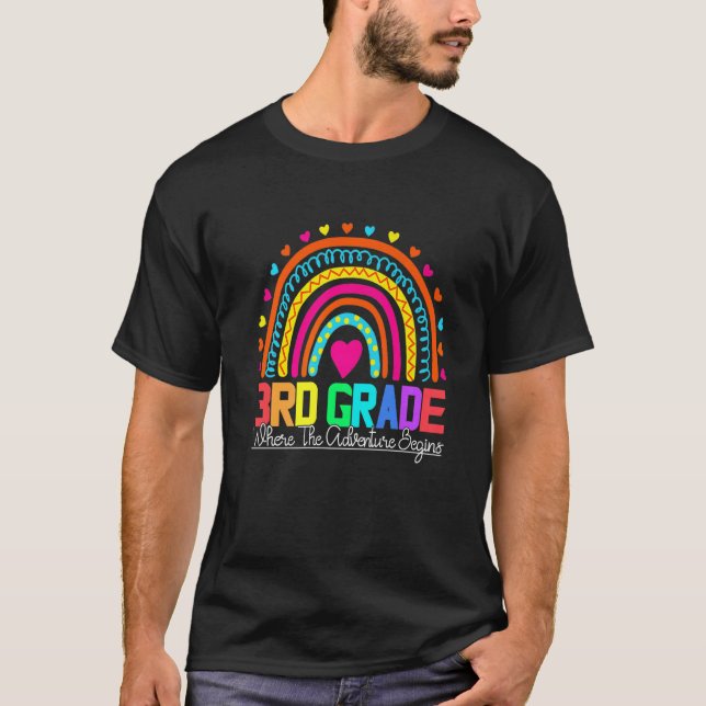 Camiseta 3rd grade rainbow leopard teacher team third grade (Anverso)