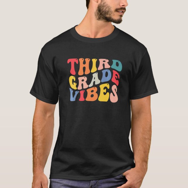 Camiseta 3rd third grade vibes teacher Back To School Retro (Anverso)