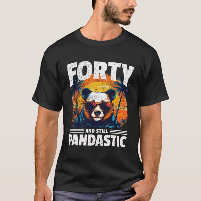 Camiseta 40 Años De Edad Panda (Anverso)