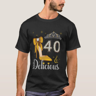Camiseta 40 Y Delicioso cumpleaños 40 años Bday Q