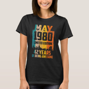 Camiseta 42º cumpleaños 42 años asombrosos desde mayo de 19