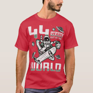 Camiseta 44 Años Fuera De Este Mundo, 44º Patinaje De Cumpl