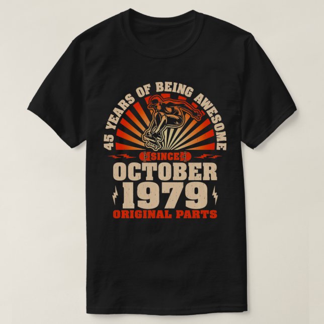 Camiseta 45 años de edad Skateboarders Nacidos en octubre d (Diseño del anverso)
