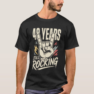 Camiseta 48 años todavía rockeando cumpleaños 48 divertido
