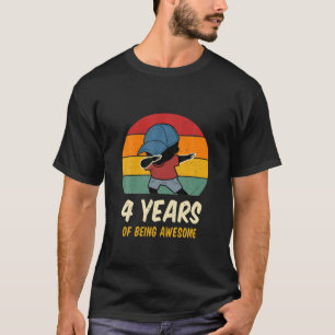 Camiseta 4 Años De Ser Increíblemente Divertido Dabbing Cua