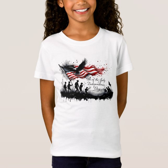 Camiseta 4 de julio Arte Patriótico con bandera y soldados (Anverso)