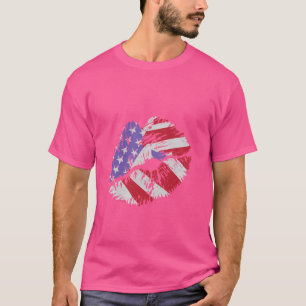 Camiseta 4 de julio: Beso patriótico de los grandes labios 