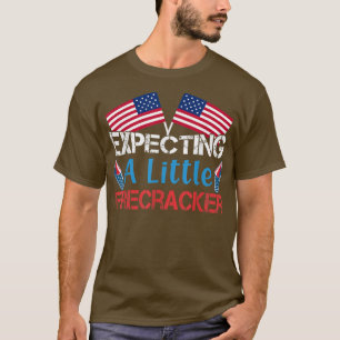 Camiseta 4 De Julio Evocando Un Pequeño Embarazo De Firecra