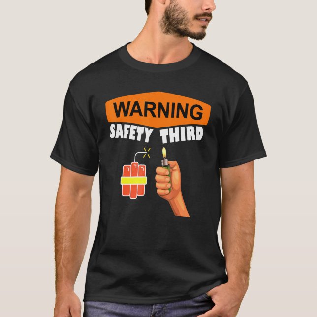 Camiseta 4 De Julio Patriótico Fireworks Aviso De Seguridad (Anverso)