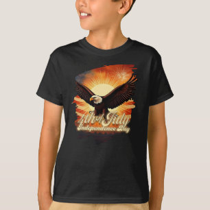 Camiseta 4 de Julio – Tributo Majestuoso al Águila y Fuegos