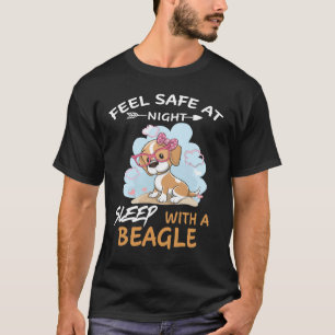 Camiseta 4 Siéntete Seguro De Noche Dormiendo Con Una Beagl