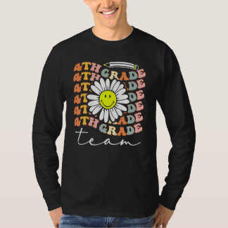 Camiseta 4th Grade Team Retro Groovy Women Happy First Day 