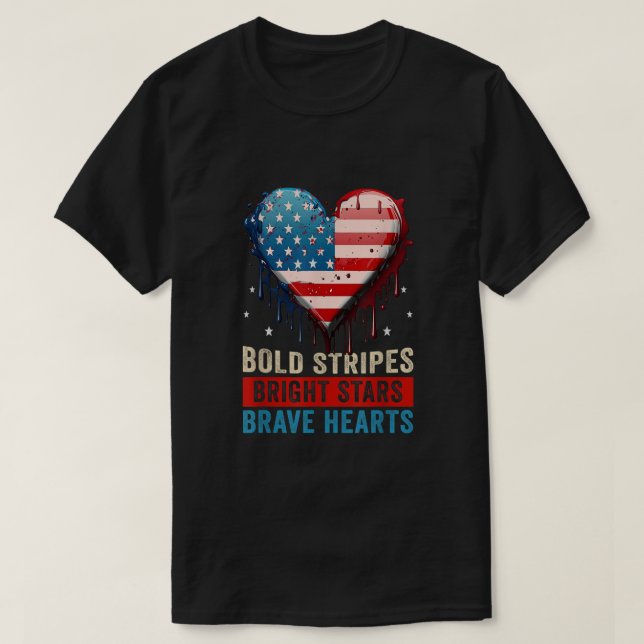 Camiseta 4th of July Bold Stripes Bright Stars Brave Hearts (Diseño del anverso)