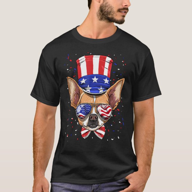 Camiseta 4th of July Patriotic Chihuahua American USA Flag  (Anverso)