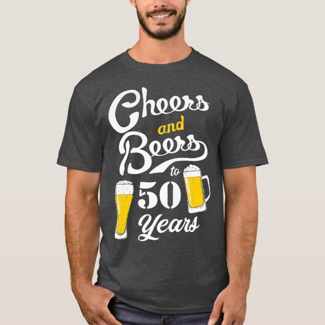 Camiseta 50.º tema de cumpleaños saludos y cervezas diverti (Anverso)