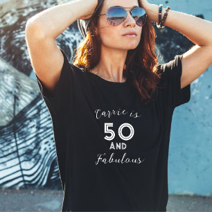 Camiseta 50 y magnífica tipografía negra y blanca elegante