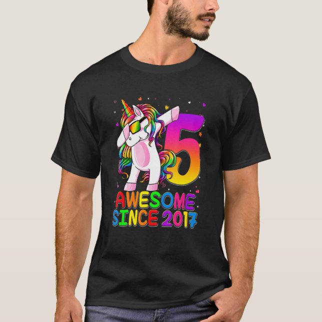 Camiseta 5.º cumpleaños lindo unicornio increíble desde Chi (Anverso)