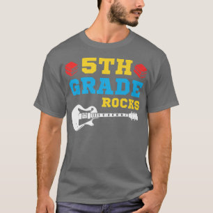 Camiseta 5.º grado roza guitarra de vuelta al quinto grado