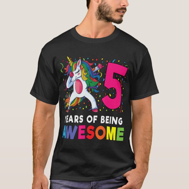 Camiseta 5th Birthday Dabbing Unicorn Party Gift 5 Years Ol (Anverso)