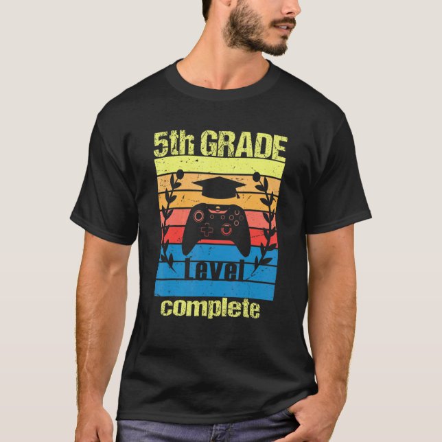 Camiseta 5th Grade Level Complete  Graduation Video Gamer (Anverso)