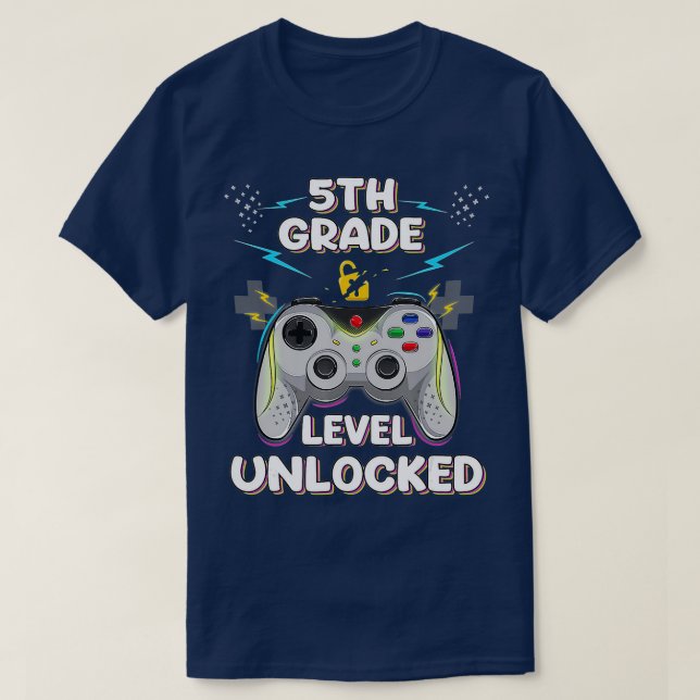 Camiseta 5th Grade Level Unlocked  Boys First Day Of School (Diseño del anverso)
