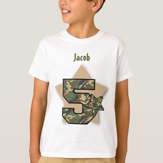 Camiseta 5to Nombre de encargo de Camo del muchacho del (Anverso)