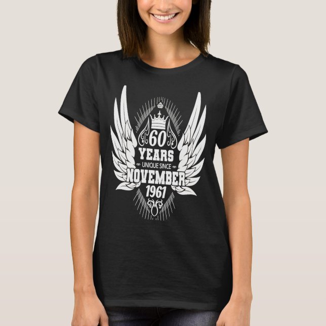 Camiseta 60.º cumpleaños de mujeres alas de ángel (Anverso)
