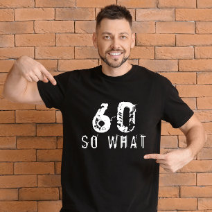 Camiseta 60 Y qué gracioso hombre negro que cumple 60 años
