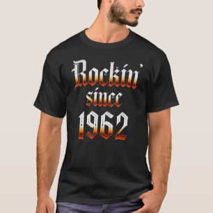 Camiseta 61° cumpleaños Rockin' desde el amor clásico del r