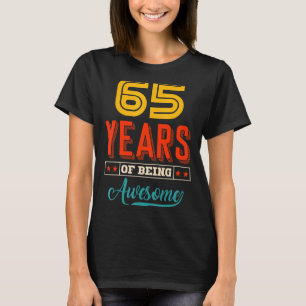 Camiseta 65 años de asombrosa familia de cumpleaños número 