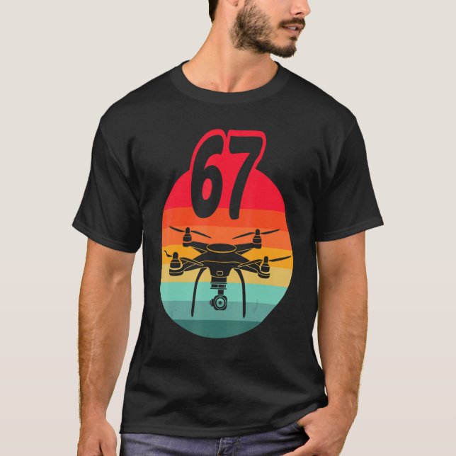 Camiseta 67 Años I Drones Retro De Control Remoto Con C (Anverso)