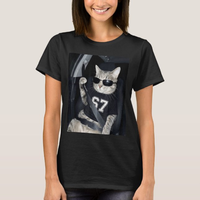 Camiseta 67 Cat Wearing Sungles Gen Alpha Funny Six Seven 6 (Anverso)