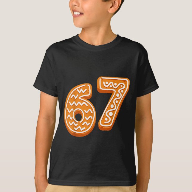 Camiseta 67 Christmas Funny 6 7 Gingerbread Six Seven Xmas  (Anverso)