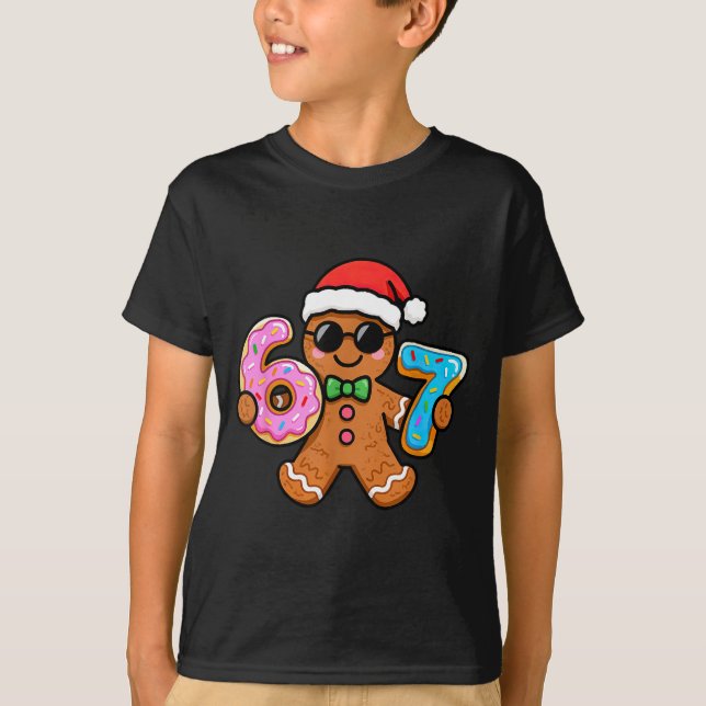 Camiseta 67 Christmas Gingerbread Six Seven Meme Gen Alpha  (Anverso)