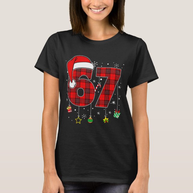 Camiseta 67 Christmas Plaid Santa Hat Funny Family Matching (Anverso)