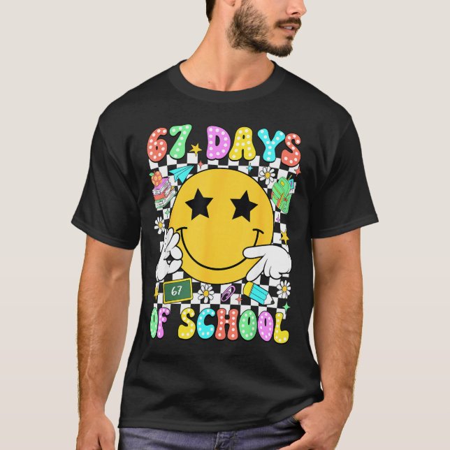 Camiseta 67 Days Of School Six Seven 67 Days Smarter Teache (Anverso)