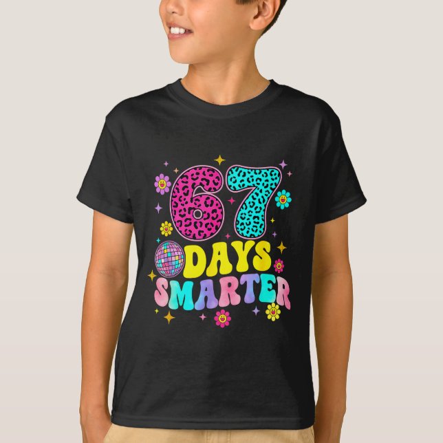 Camiseta 67 Days Smarter School Funny 67 Teachers Students  (Anverso)