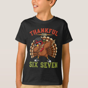 Camiseta 67 Meme de Acción de Gracias Funny Turkey agradeci