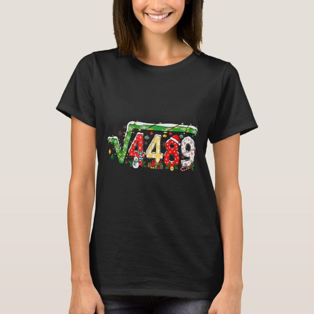 Camiseta 67 Meme Raíz Cuadrada 4489 Navidad Familiar Combin (Anverso)