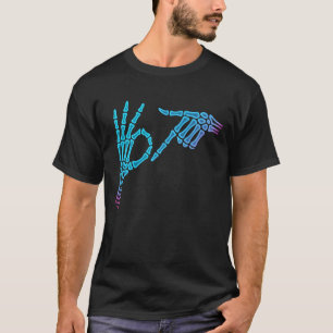 Camiseta 67 Meme Skeleton Hand 6 7 Halloween Seis Seven Fun