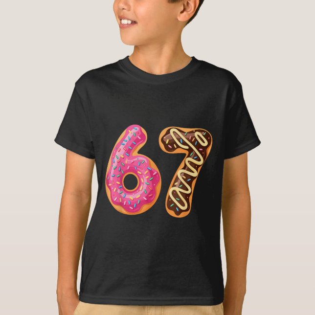Camiseta 67 Six Seven Donut Meme Funny Sweet Sprinkles  (Anverso)