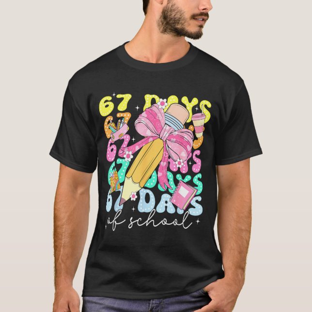 Camiseta 67th Day Of School 67 Days Pencil Coquette Bow Mem (Anverso)