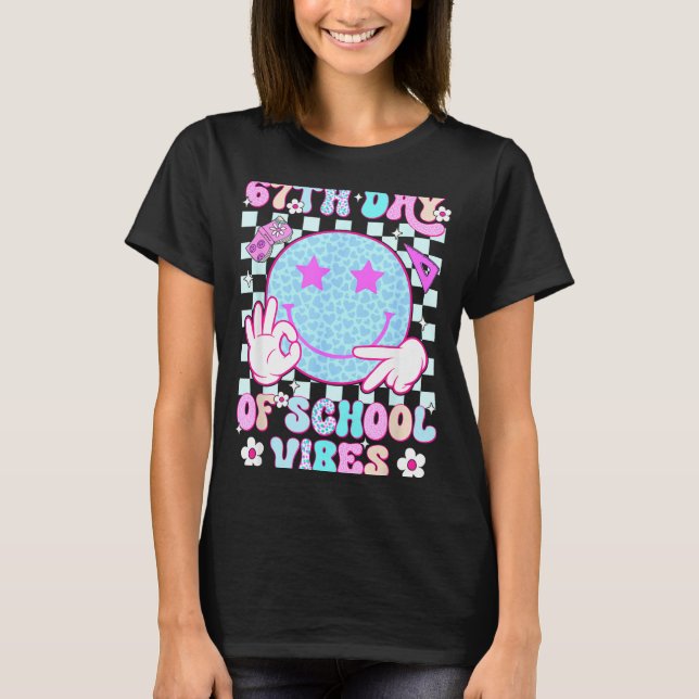 Camiseta 67th Day Of School Vibes 67 Meme Cute Smile Face T (Anverso)