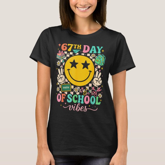 Camiseta 67th Day Of School Vibes Funny Six Seven 67 Meme S (Anverso)